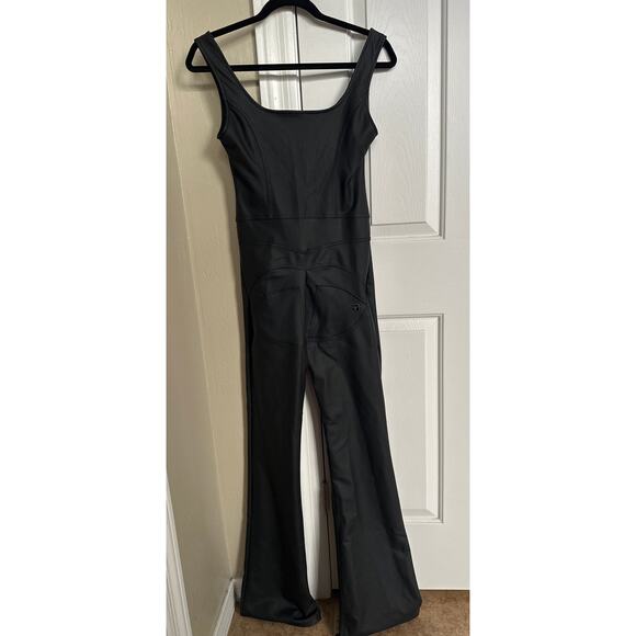 Freddy WRUP Faux Leather Jumpsuit High Waisted Flare Black‎ Small - Picture 4 of 10